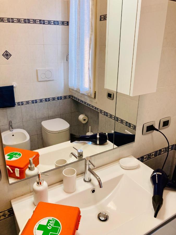 Апартаменты Tuliphouse Da Davide Болонья Экстерьер фото